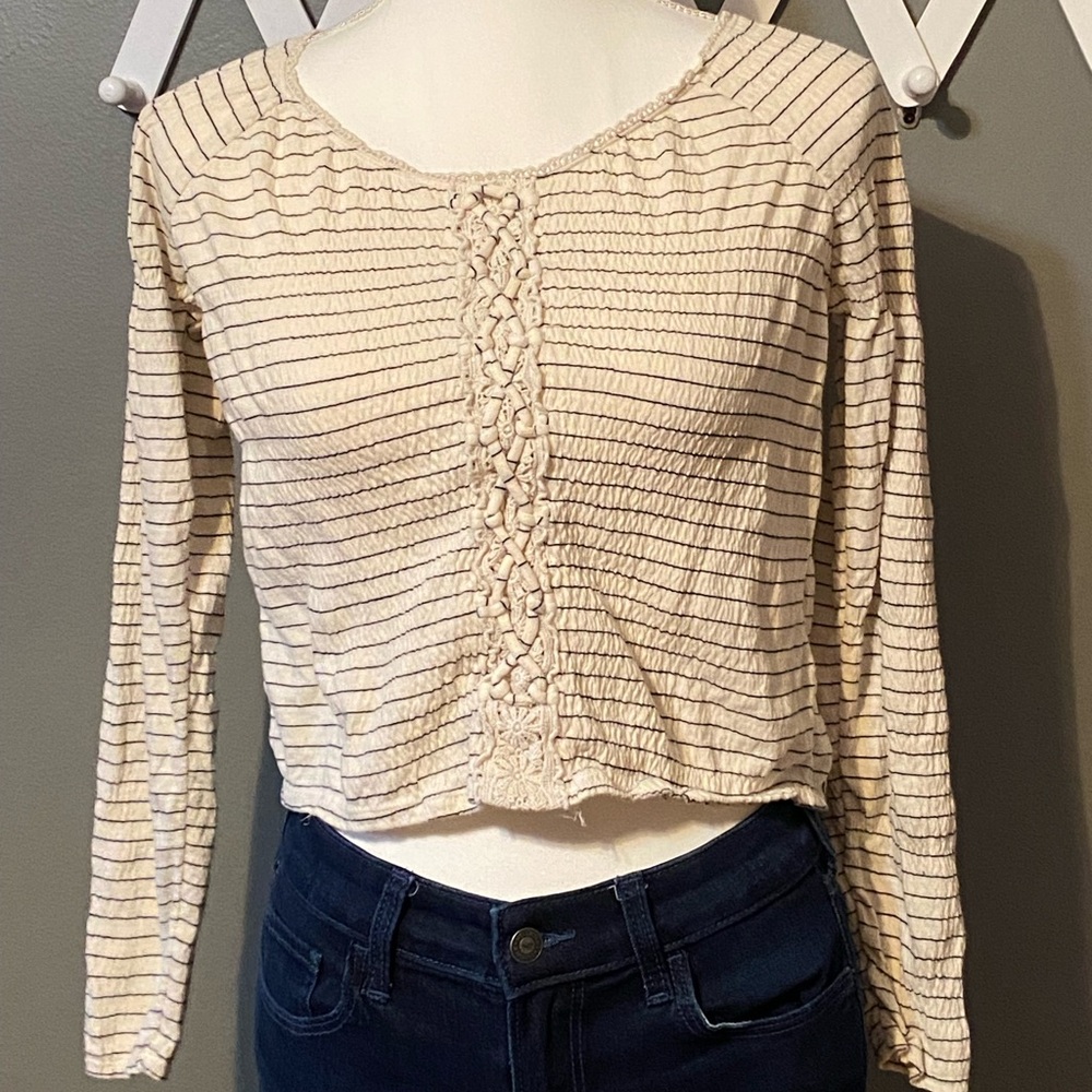 American Eagle Outfitters Cream Textured Long Sleeve Top